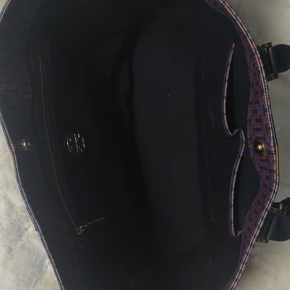 Tory Burch Large RARE Geo Print With Stripe Tote EUC - Picture 4 of 16